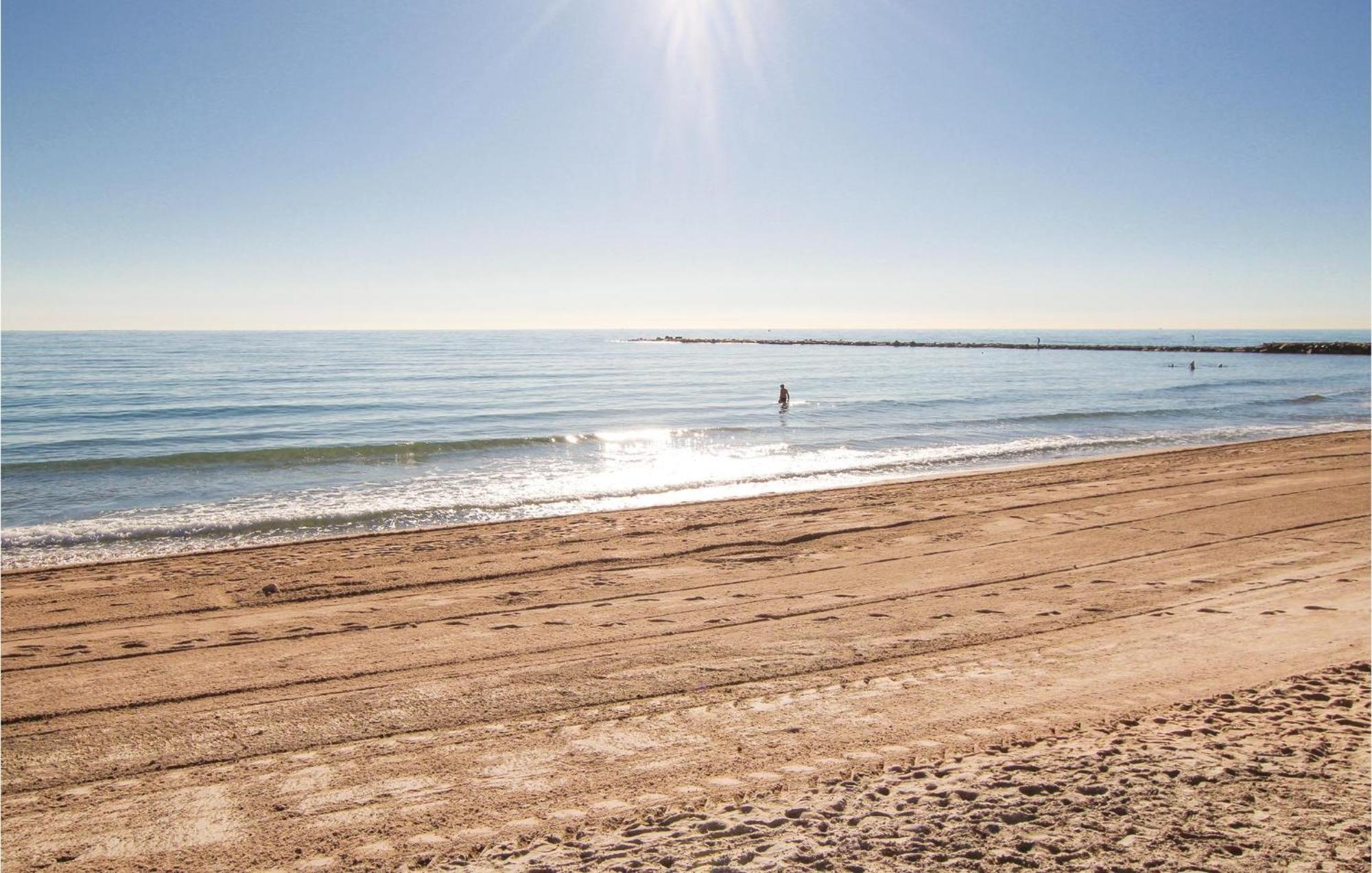 Gorgeous Apartment In El Campello With Wifi Exterior foto